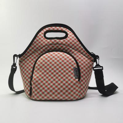 China Portable Promotion OEM Thermal Neoprene Eco Friendly Waterproof Lunch Tote Bag for sale