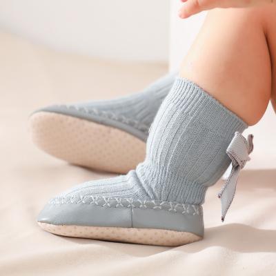 China 2021 Infant Anti-skid Floor Socks Autumn Winter Baby Socks Lovely Bowknot PU Baby Antibacterial Newborn Socks Shoes for sale