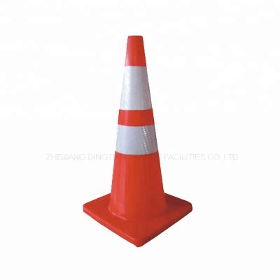 China New DINGTIAN PVC Material Good Quality H700mm PVC Street Traffic Safety Reflective Cone for sale