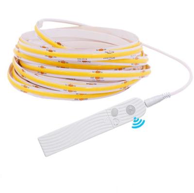 China Sensor de movimiento de cama de 1000 mm LED Strip Batería Alimentada con luces LED Strip Sensor de movimiento en venta