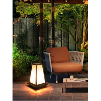 China Morden Hot Sale Modern Simple Solar Outdoor Waterproof IP54 Square Led Yard Lawn Lamp for sale