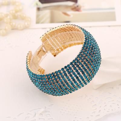 China 2022 Retro Fashion Hot Woman Crystal Bracelet Wedding Gold Silver Plated Bracelet Crystal Pawl Chain Pulseras Mujer Bridal Jewelry for sale