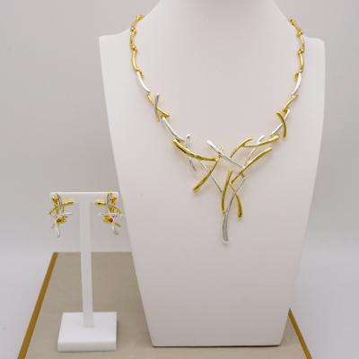 China 2022 Europe and America Hot Selling Dubai Fine Jewelry Costume Unique Necklace Earring Sets For Women Wedding Party Gift High Quality Jewelry for sale