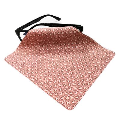 China 80%polyester+20%polyamide/100%polyester Panos microfibra Para gafas custom logo repeated directly use clean glass anti-fog cloth for sale