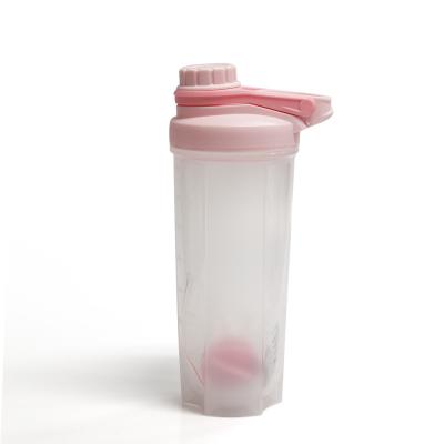 China Sustainable Koodee Best Selling Plastic Shaker Bottle With Ball Protein Powder Water Bottle Gym 600ml for sale