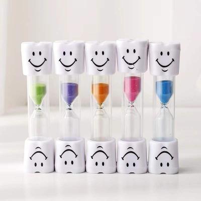 China Different Color Kids Sweeping Mini Plastic Glass Dental Sand Timer Wholesale Custom10 20 Smile 30 Second Hourglass Sand Timer for sale