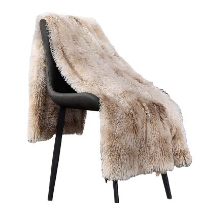 China China Factory Price Luxury Faux Fur Throw Blanket Quality Faux Fur Covering Wearable Blanket for sale