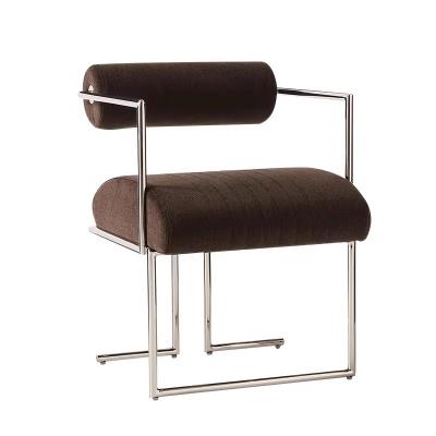 China Silla de comedor tapizada de acero inoxidable con marco de metal marrón Sillones de comedor en venta