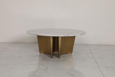 Chine Table à manger à l' intérieur en marbre naturel sur mesure Base en acier inoxydable avec finition en bronze à vendre