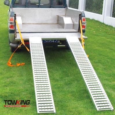 China RVs TOWKING Trailers Trucks Anti-Skid Steel Service Ramp With Safety Straps for sale