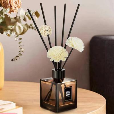 China Nice Perfumes Wholesale Reed Glass Bottle Aromatherapy Oil Diffuser 50ml100ml 200ml Square Bottle for sale