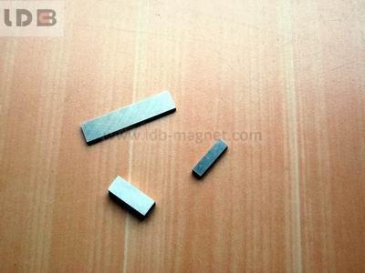 China Block Cast AlNiCo Magnet for sale