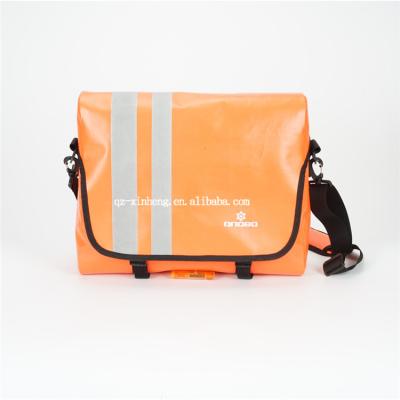 China Military Waterproof PVC Reflection PVC Sling Shoulder Bag for sale