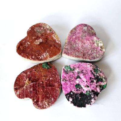 China Europe Cobalt Cobalt Calcite Hearts Group Cobalt Calcite Crystal Heart Healing Raw Crystal Rough Stones Crystals for sale