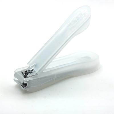 China High Quality Finger Cuticle Plier Safety Portable Nail Clippers With Silicone Cover for sale