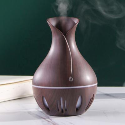 China Car USB Essential Oil Diffuser Wood Vapor Mist Mini Humidifier Air Purifier 7 Ultrasonic Cool Color Change For Office Home for sale