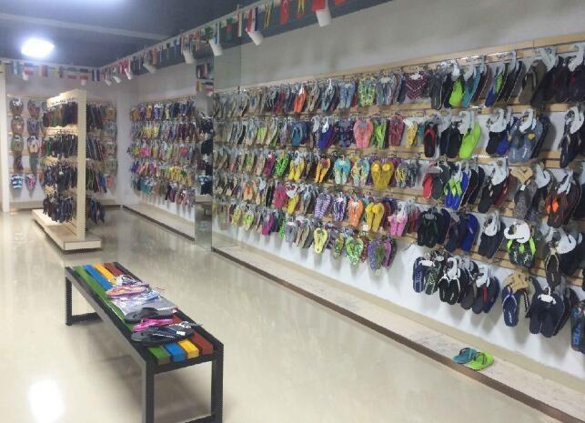 Verified China supplier - Fengze Xr Shoes & Clothes Co., Ltd.