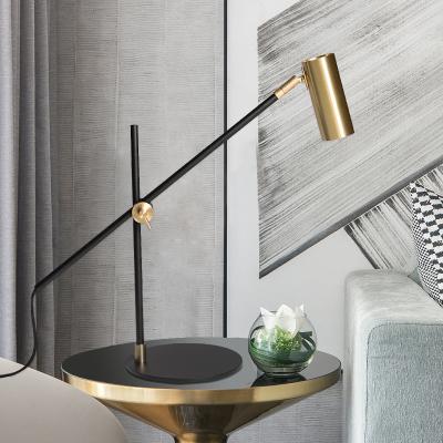 China Moder Modern Nordic Simple Creative Light Luxury Desk Lamp For Living Room Study Bedroom Bedside Hotel for sale