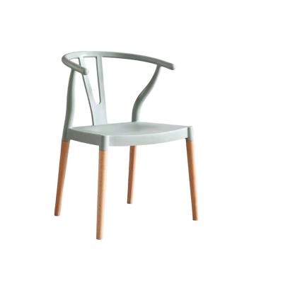 China Modern Comfortable Leisure PP Convertible Cheap Furniture Colorful Plastic Wooden Leg Dining Chair For Garden Cafe Restaurant Chair for sale