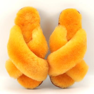 China New Fashion Custom Made Anti-odor Fuzzy Luxury Fur Sheepskin Fluffy Indoor Comfortable Slippers For Women for sale