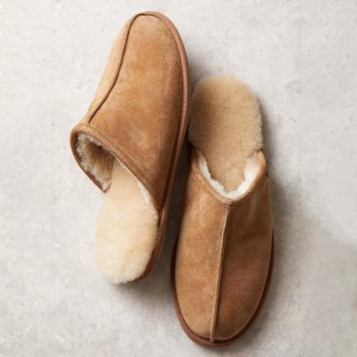 China Premium Men's Handmade Sheepskin Slippers Gray Winter Wear Indoor Outdoor Warm Classic Lightweight Cow Suede for sale