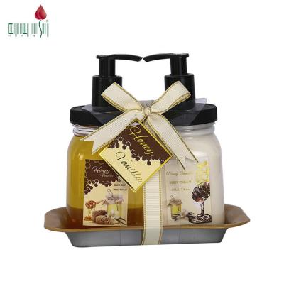 China Moisturize Hotel Private Label Tin Tray 2pcs Moisturizing Skin Bath Soap Hand Lotion Set en venta