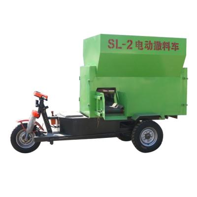 China High Efficiency Adhesive Electric Manure Spreader Floor Fertilizer Spreader for sale