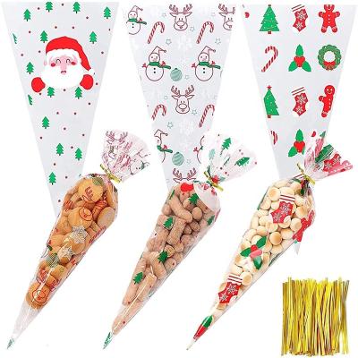 China Recyclable Christmas Cellophane Bags , 11.8 X 6.3 Inch Triangle Cellophane Clear Christmas Treat Bags Plastic Candy Bags With Twist Tie for sale