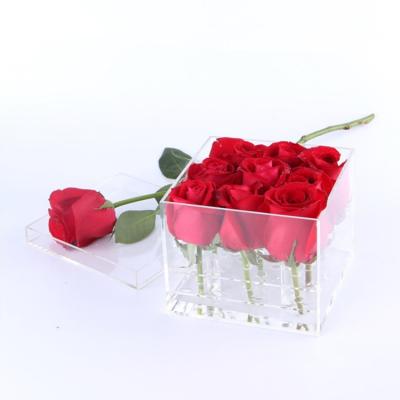 China Morden Forever Preserved Acrylic Roses Flower Box Packaging Plexiglass Clear Square Acrylic Gift Rose Box With Lid for sale