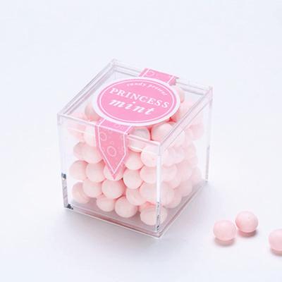 China Mordern Party Gift Box Graduation Kisds Wedding Clear Square Acrylic Candy Box With Lid for sale