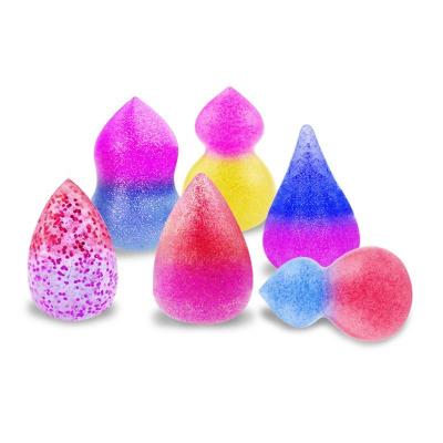 China Will rise when moist Multicolor Diamond Shaped 3D Puff Silicone Facial Powder for sale