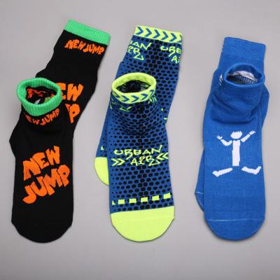 China Breathable Custom Logo Summer Socks Anti Slip Jump Socks Trampoline Socks for sale