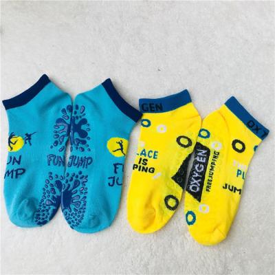 China Custom Logo Anti Slip Trampoline Socks Breathable Bounce Grip Park Socks For Kids And Adult for sale