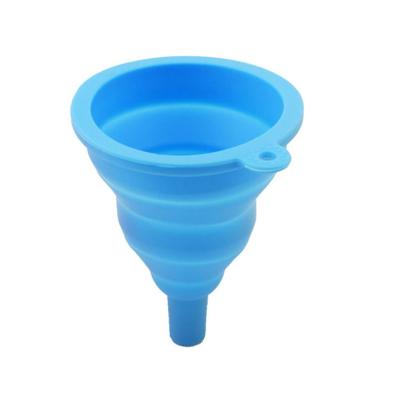 China Mini Viable Collapsible Collapsible Silicone Oil Beer Funnel for sale