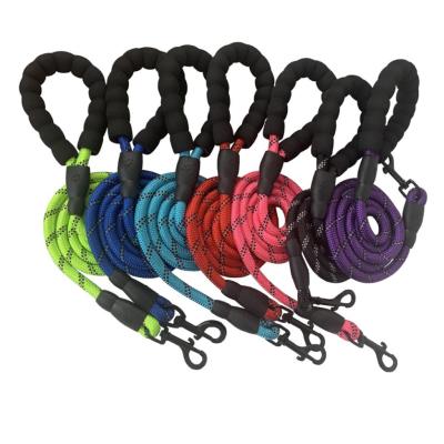 China Reflective Round Nylon Lights Traction Dog Leash With Padded Handle for sale