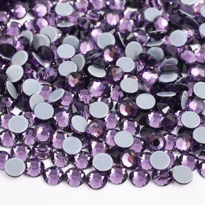 China Fancy Tanzanite Color Flatback Crystal Appliques Hot Fix Round Crystal Stones Hotfix Strass Rhinestones For Garment for sale