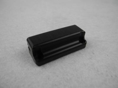 China Las piezas de nylon del vehículo negro de proceso del CNC del OEM para Multicopter arman los resbaladores en venta