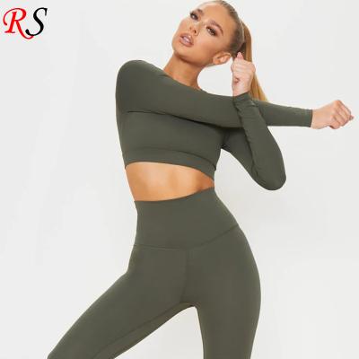 China Factory Wholesale Custom Breathable Guangdong Polyester Long Sleeve Sports Running Tight Fit Yoga Crop Top for sale