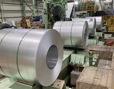 Cina 0.38*1200MM ASTM A792M CS-B AZM150 AFP Galvalume Acciaio pannelli di lamiera ondulata Piastrelle di tetto GL 55% Aluzinc Steel Coil in vendita