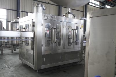 China Tampar de enchimento automático completo industrial da lavagem de garrafa do PLC de Juice Filling Machine à venda