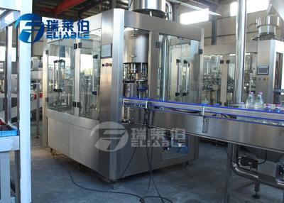 Chine Machine de remplissage principale multi d'eau en bouteille, remplisseur distillé de bouteille de spiritueux à vendre