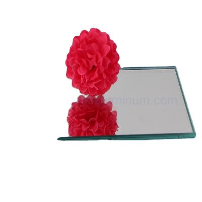 China Minimalist Cheap Price 3MM Mirror Glass One Way Green Double Coated Aluminum Mirror Glass for sale