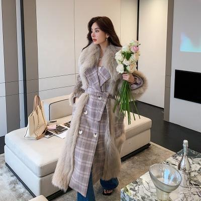 China Female Sense Of Real Long Plaid Fox Fur Jacket Fashionable High Quality Custom Design Warm Fox Fur Coat Coat Winter for sale