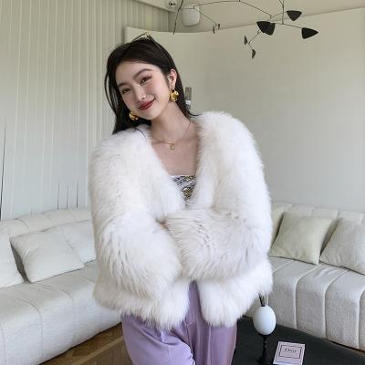 China ODM Warm Stylish Fox Fur Coat Popular Short Women Winter The 100% Real Warm Outwear With Warmth Genuine Fox Fur Coat for sale