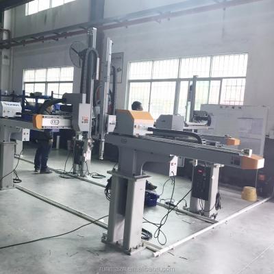 China High Quality Injection Molding Machine 3 Axis Arm Robot Picking And Placing Robot Industrial Robot for sale