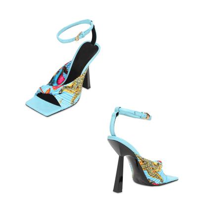 China Fashion trend hot sale new style women's sandals with buckle metal decoration high heel chain sandals for sale