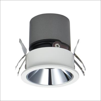 China Hot Selling Warehouse Aluminum Downlights Slim Recessed Slim Frameless Adjustable Housing for sale