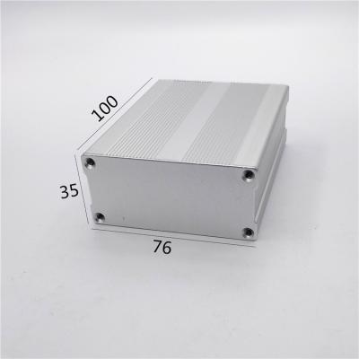 China 76*35*100mm het Anodiseren Wit Uitgedreven Aluminiumgeval Te koop