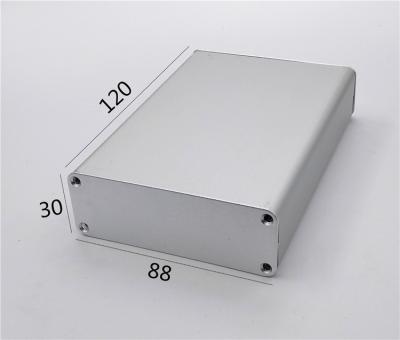 China 88*30*120mm anodisierende weiße verdrängte Aluminiumkasten-Einschließungen zu verkaufen