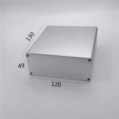 Chine 120*49*130mm boîtier en aluminium durable à sablage boîtier en panneau solaire. à vendre